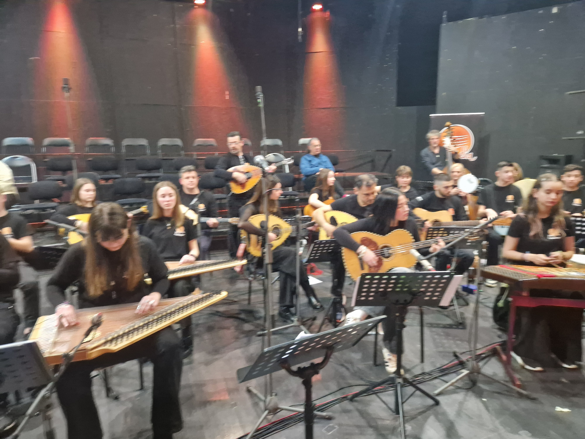 Συναυλία ορχήστρας — θέατρο